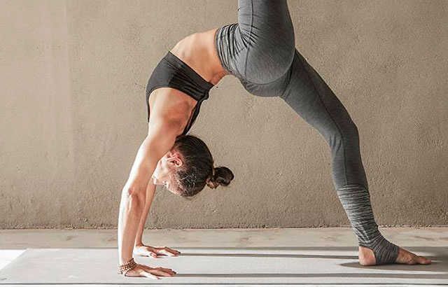 Accesorios para la prÃ¡ctica del yoga y la meditaciÃ³n